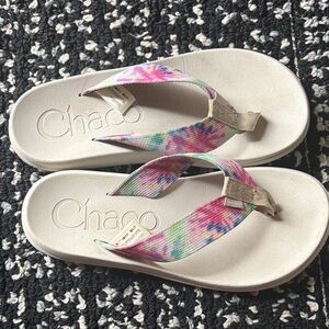 Chaco Cream Footbed Flip Sandals with Pink Purple Blue Tie-Dye Straps
